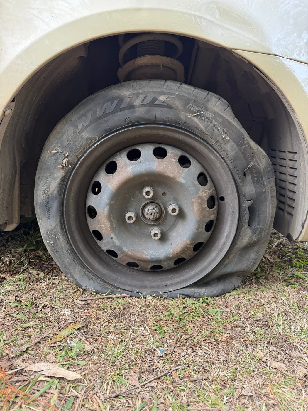 Nissan Pulsar tyre destroyed after being driven flat in Bargo