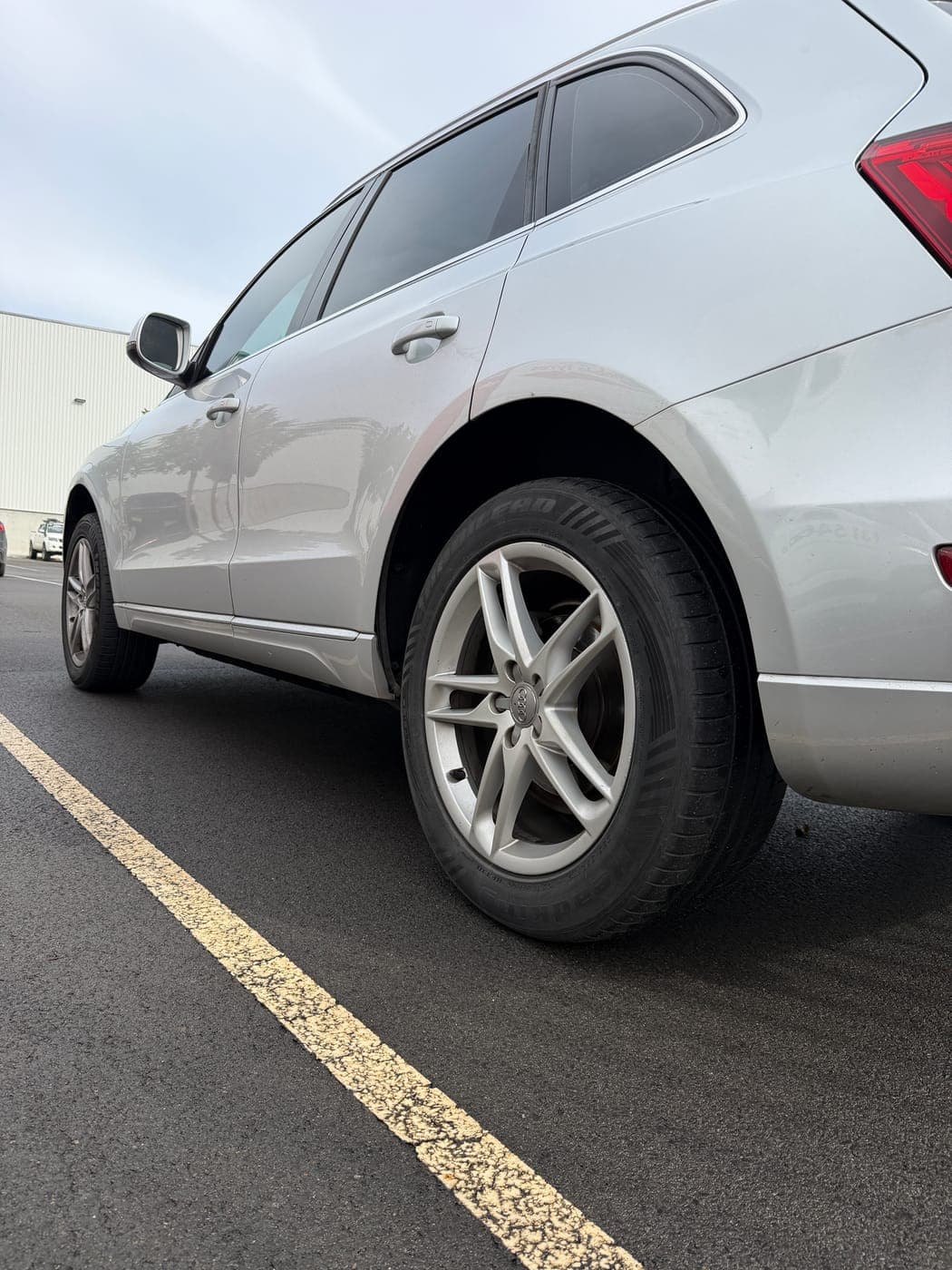Worn tyre on an Audi Q5 before a 4-tyre replacement in Kemps Creek